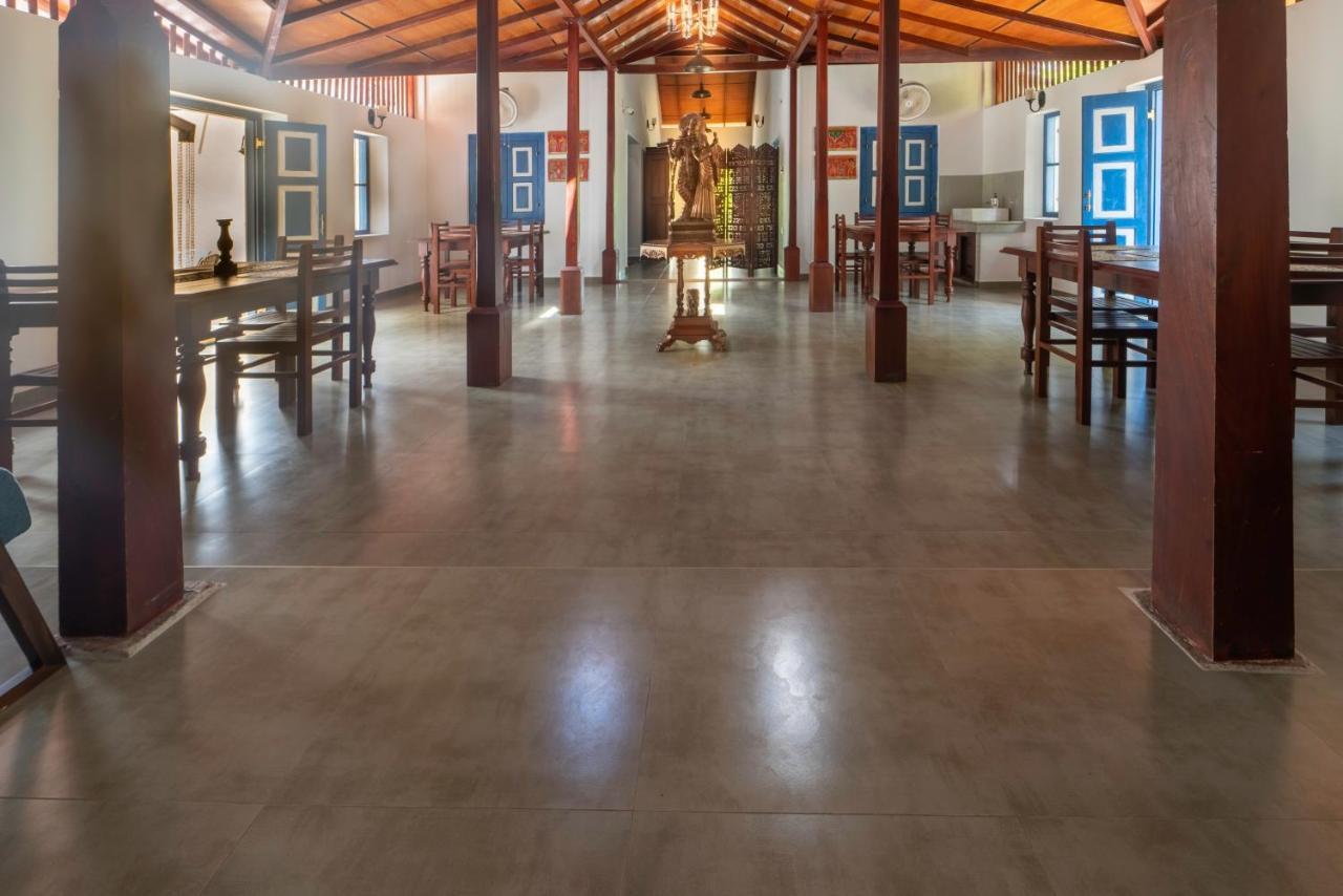 5Br Luxury Villa With Pool The Blues Mihiripenne Bagian luar foto