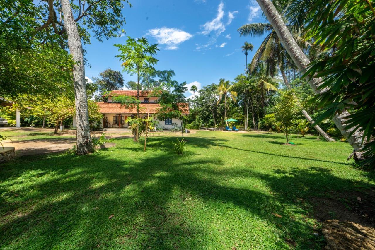 5Br Luxury Villa With Pool The Blues Mihiripenne Bagian luar foto