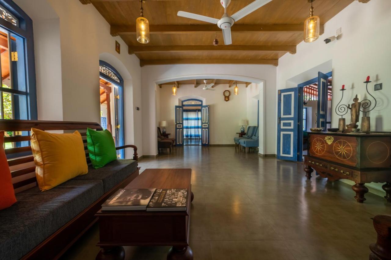 5Br Luxury Villa With Pool The Blues Mihiripenne Bagian luar foto