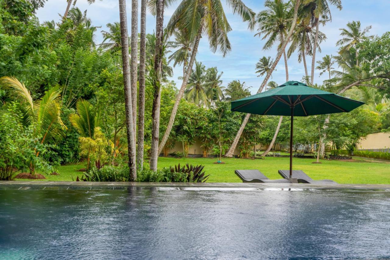 5Br Luxury Villa With Pool The Blues Mihiripenne Bagian luar foto